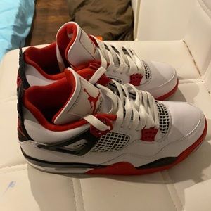 Air Jordan 4 Retro OG “FIRE RED”